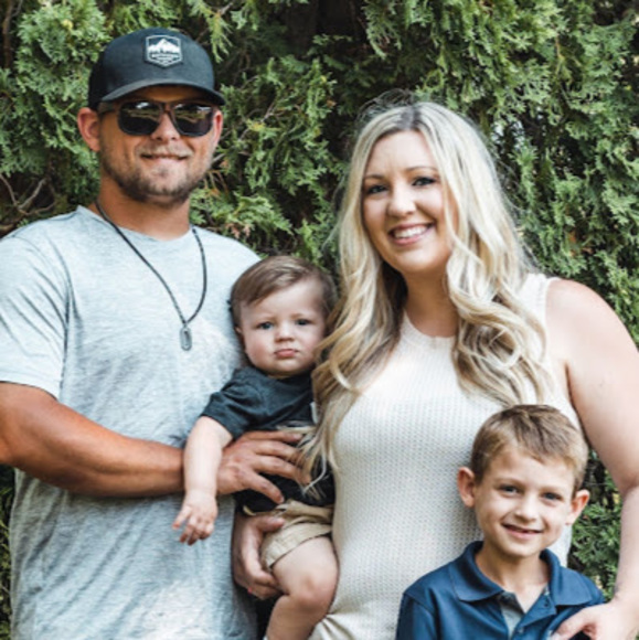 Meet the Posher Other - Meet your Posher, Mackenzie